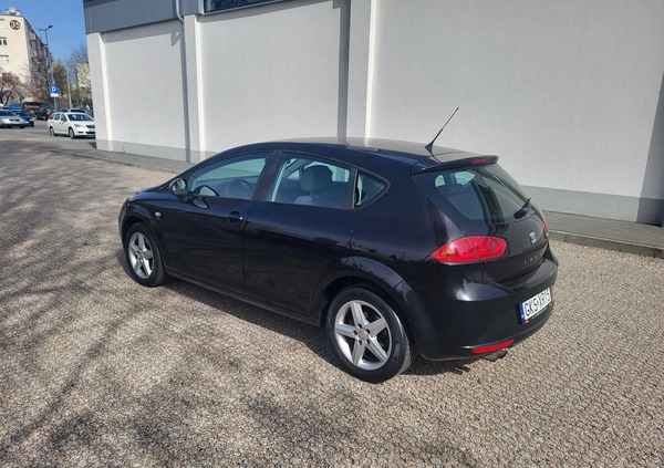 Seat Leon cena 18990 przebieg: 206500, rok produkcji 2011 z Gdańsk małe 137
